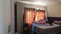 Main Bedroom - 11 square meters of property in Pretoria Gardens