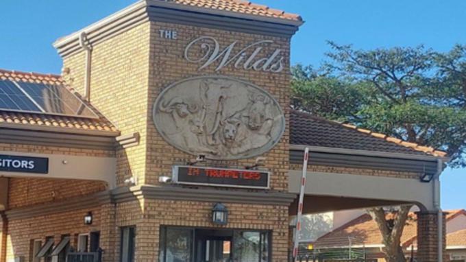 SA Home Loans Sale in Execution 4 Bedroom Sectional Title for Sale in Pretorius Park - MR682786