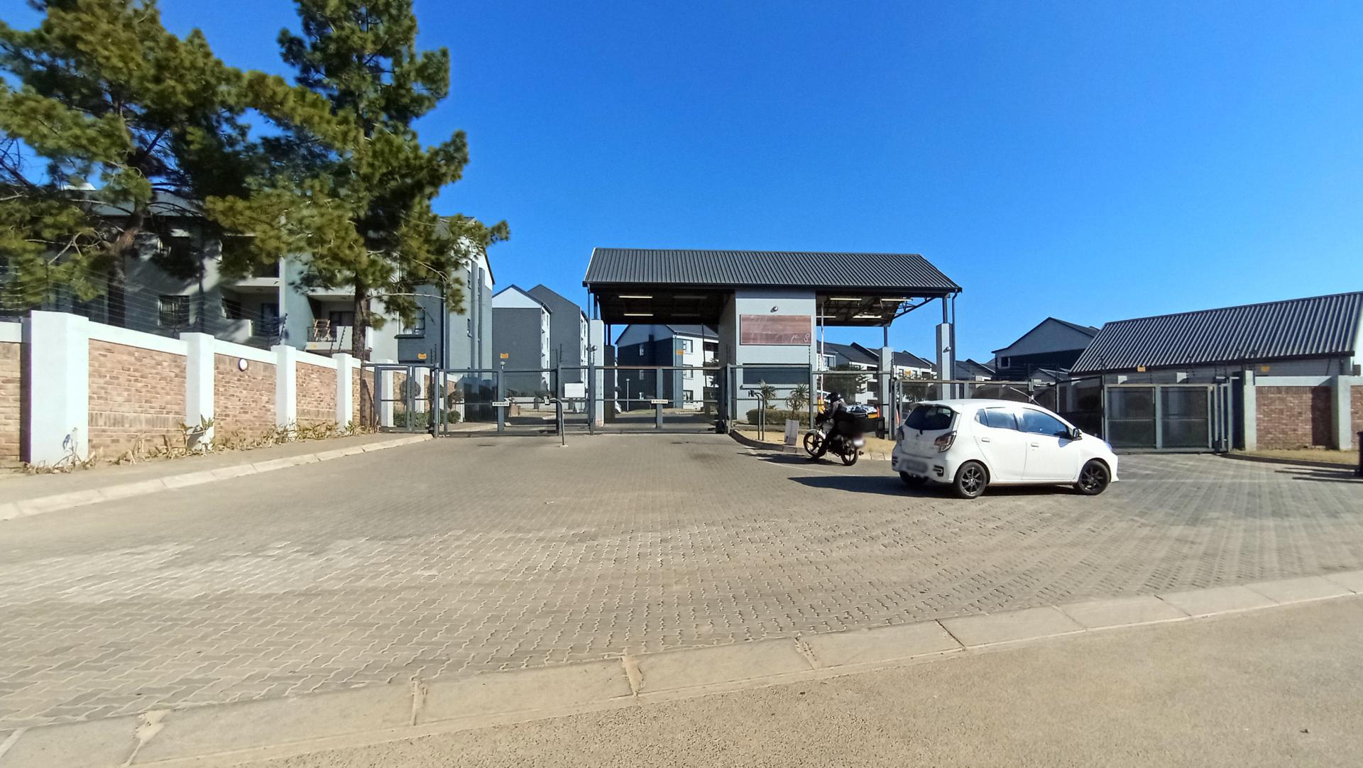 Front View of property in Glen Austin AH (Midrand)