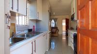 Kitchen - 6 square meters of property in Rosslyn