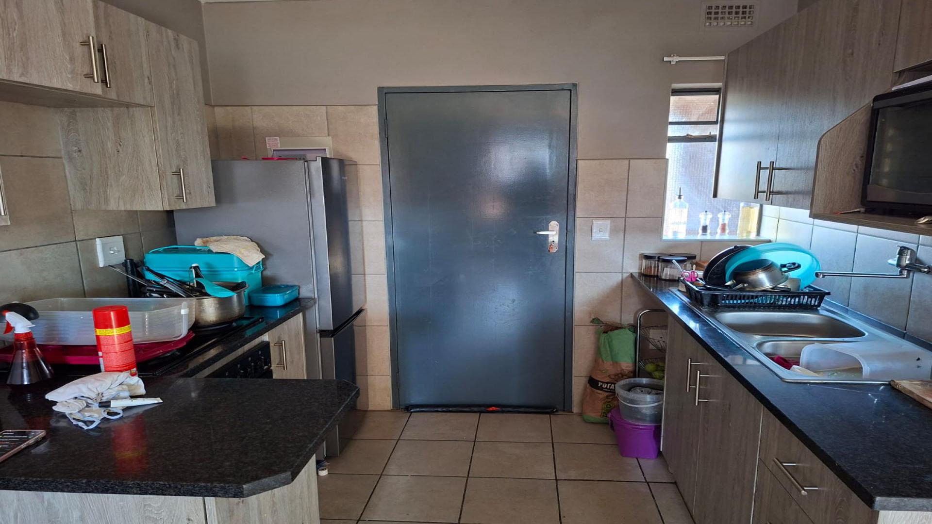 Kitchen of property in Montana Tuine