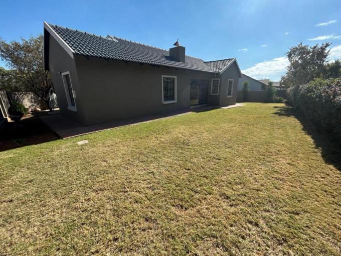 3 Bedroom House for Sale For Sale in Summerfields Estate - MR682859