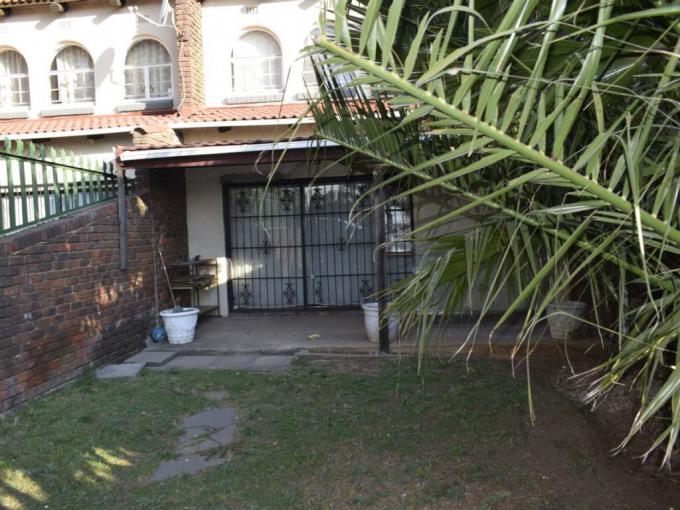 2 Bedroom Simplex for Sale For Sale in Boksburg - MR682864