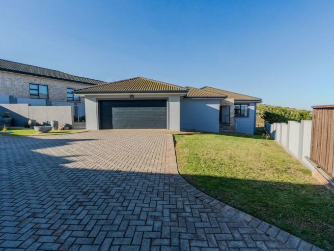 3 Bedroom House for Sale For Sale in Hartenbos - MR682871