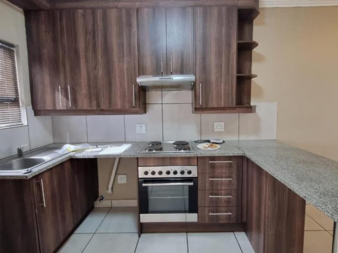 2 Bedroom Apartment for Sale For Sale in Mayberry Park - MR682897