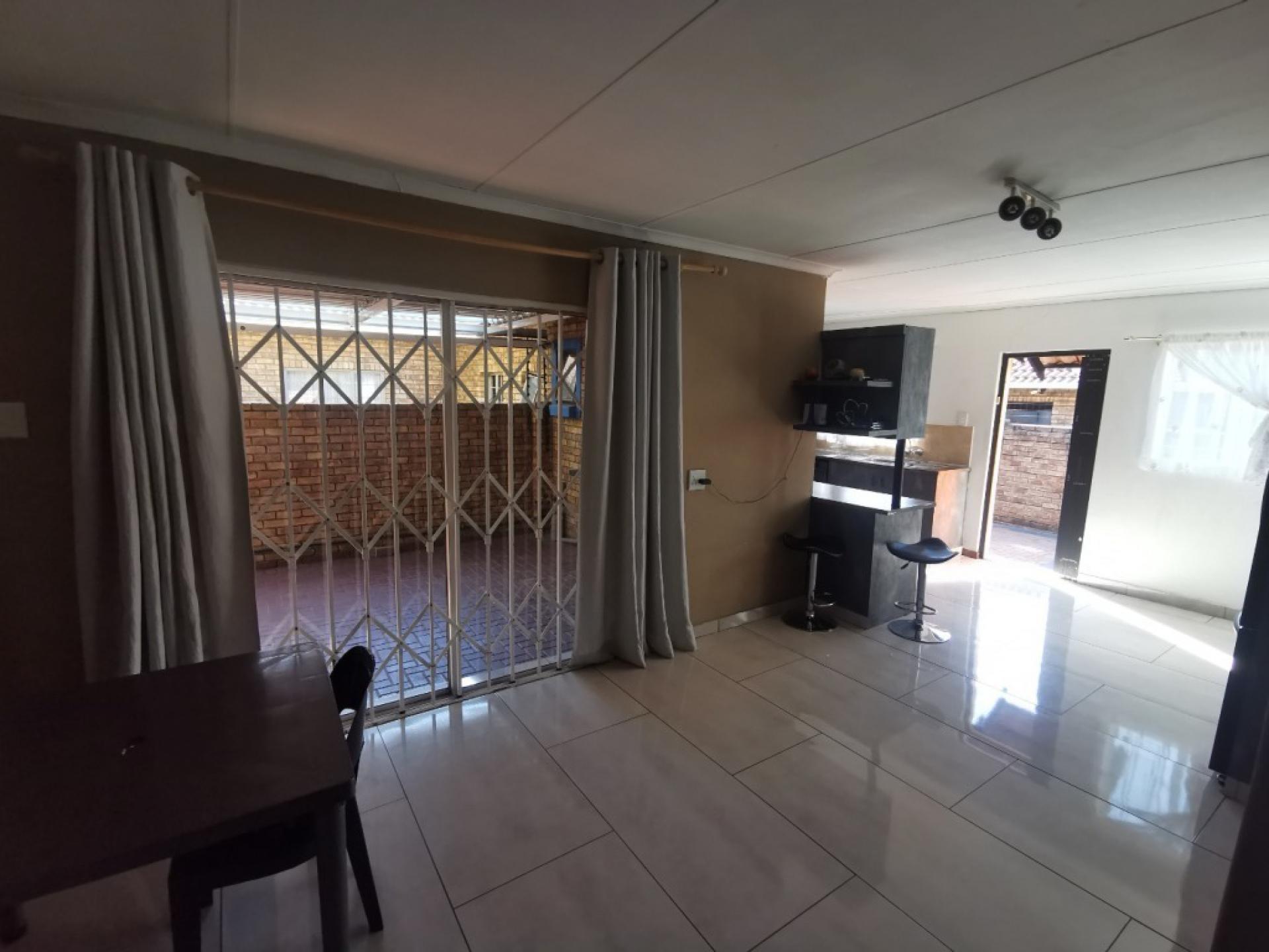  of property in Ninapark