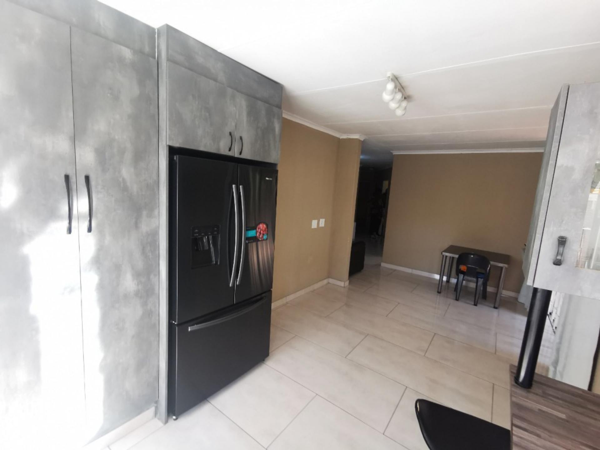  of property in Ninapark