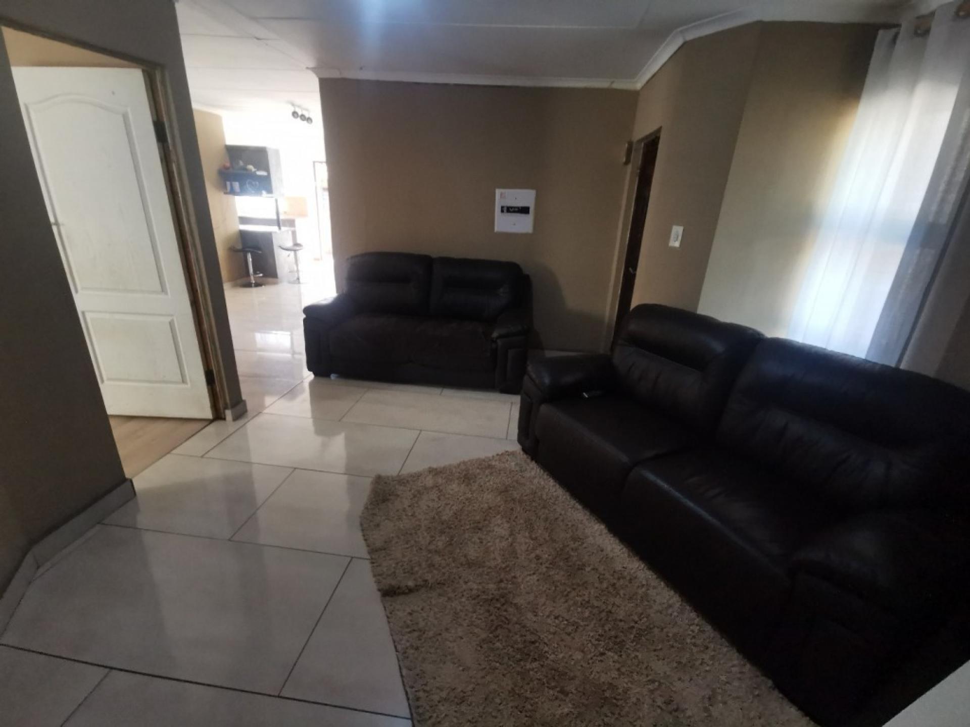  of property in Ninapark