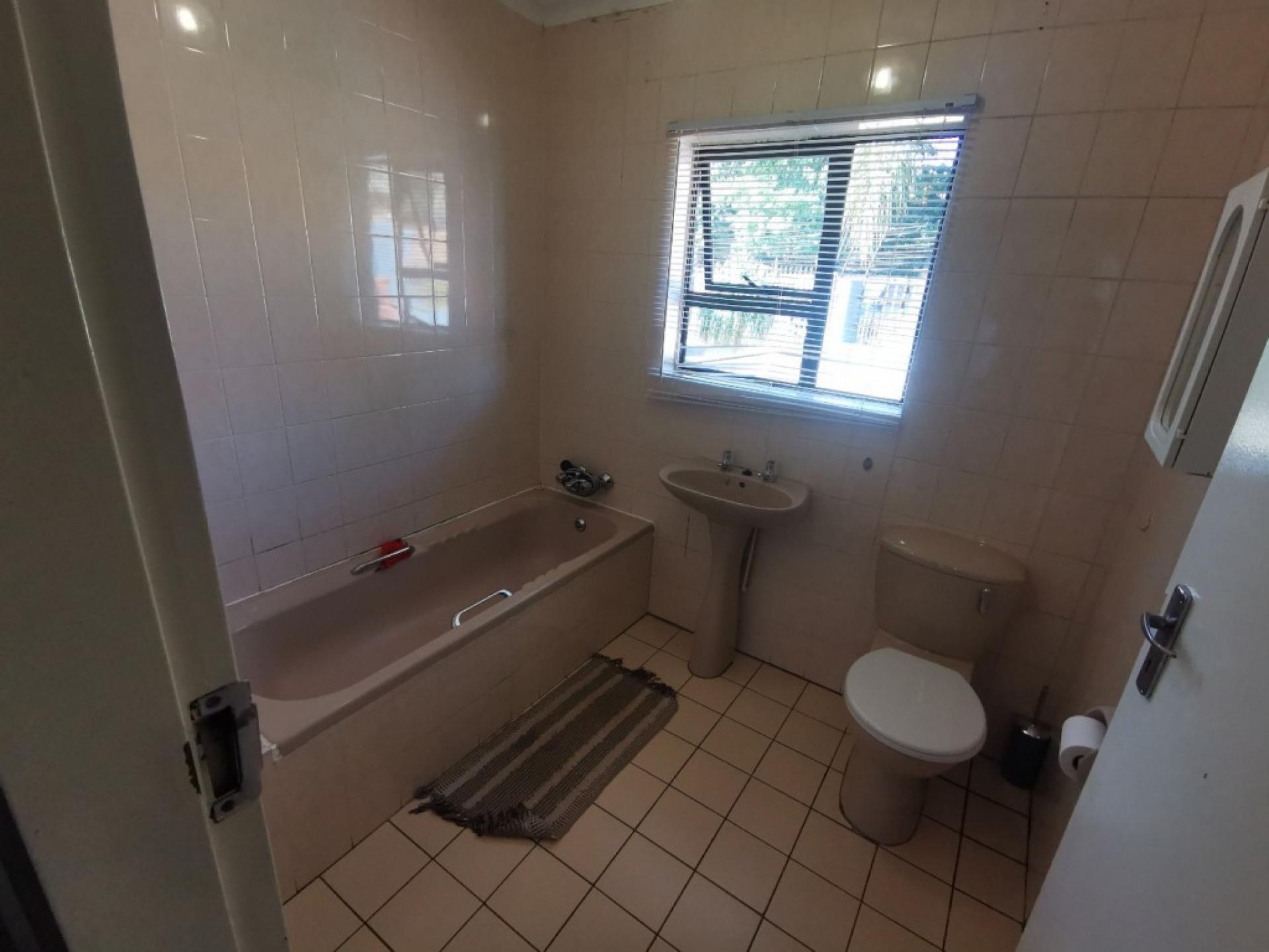  of property in Ninapark