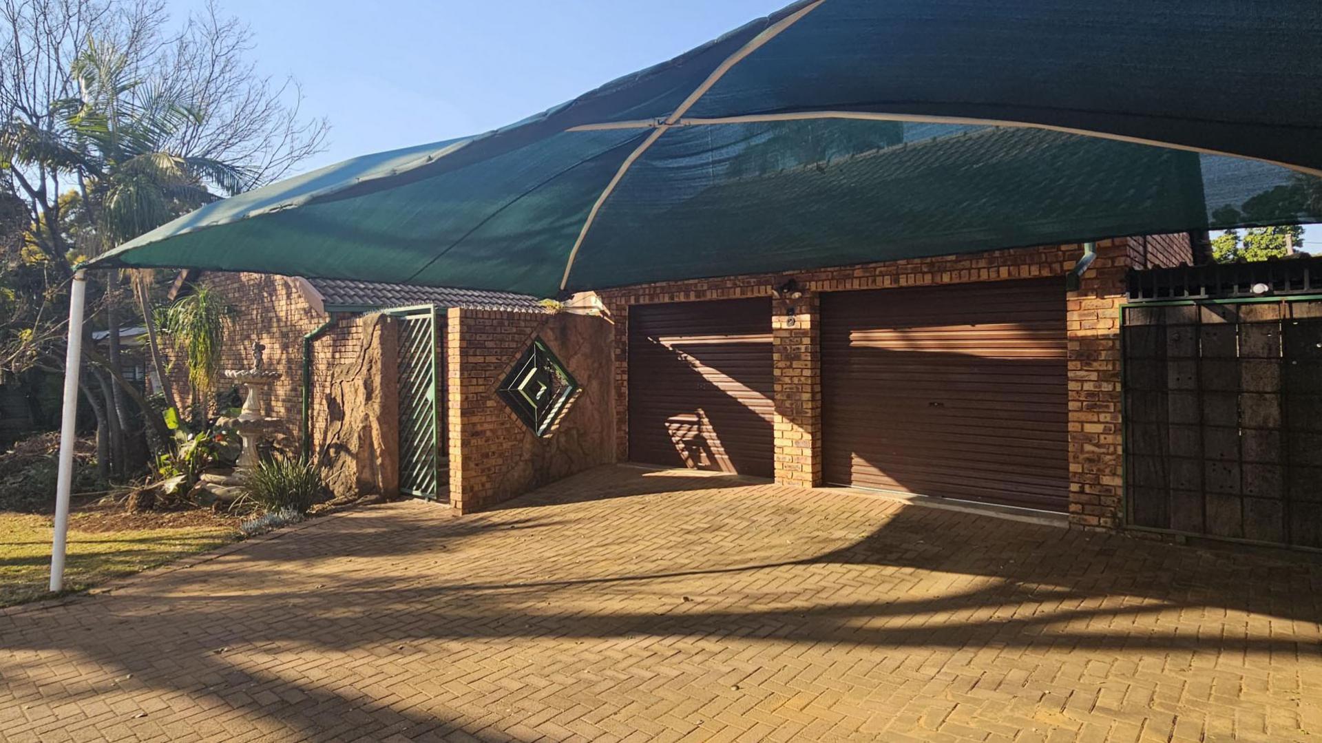 Front View of property in Theresapark