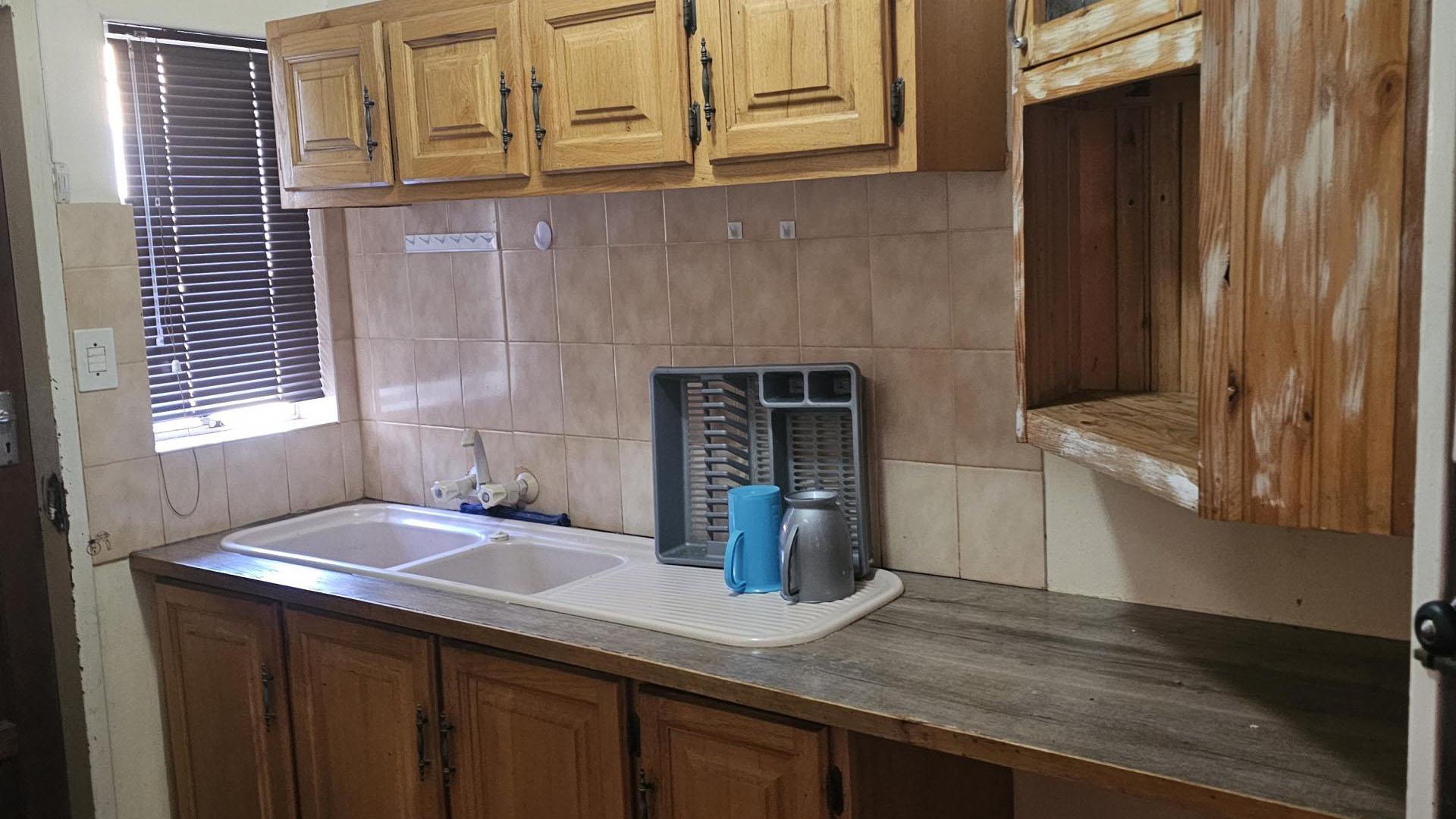 Scullery of property in Theresapark