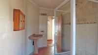 Bathroom 1 - 10 square meters of property in Theresapark