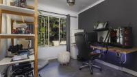 Bed Room 1 of property in Umgeni Park