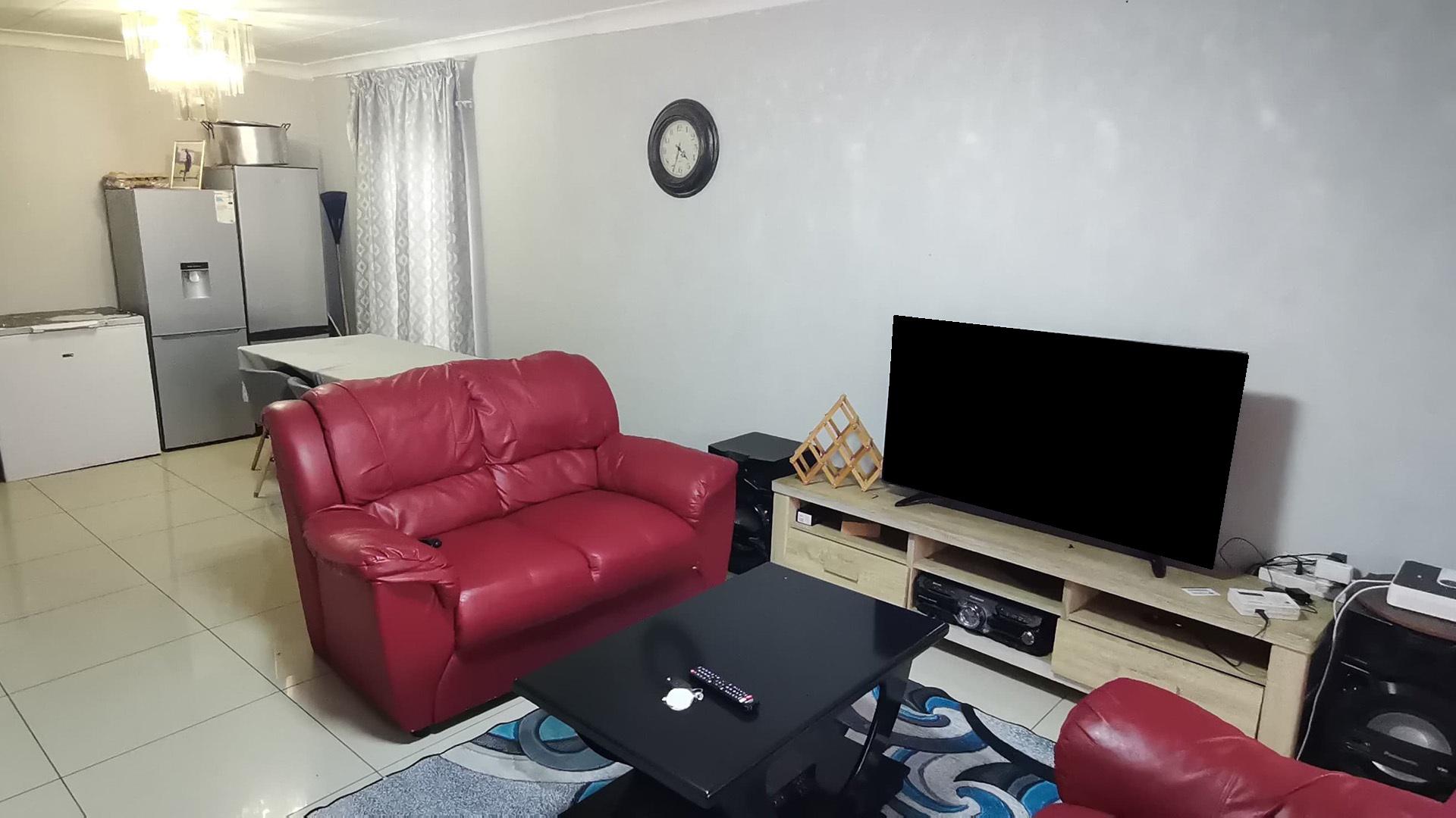 Lounges of property in Kinross
