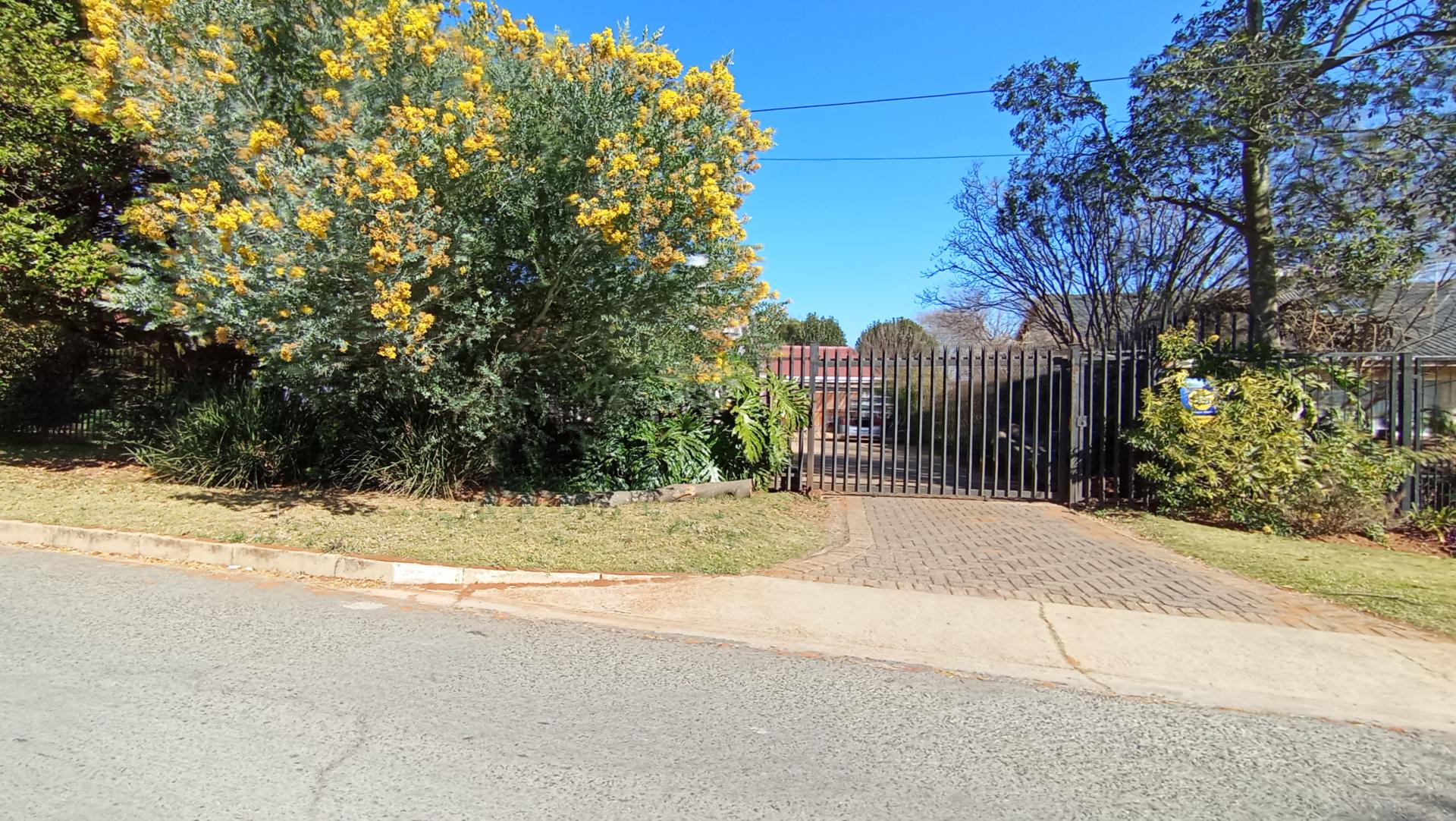 Front View of property in Horison Park