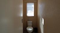 Bathroom 1 - 5 square meters of property in Klerksoord