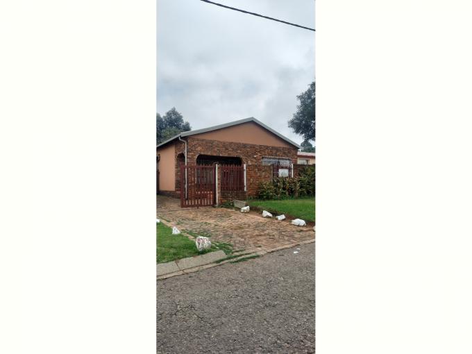 3 Bedroom House to Rent in Riverlea - JHB - Property to rent - MR682954