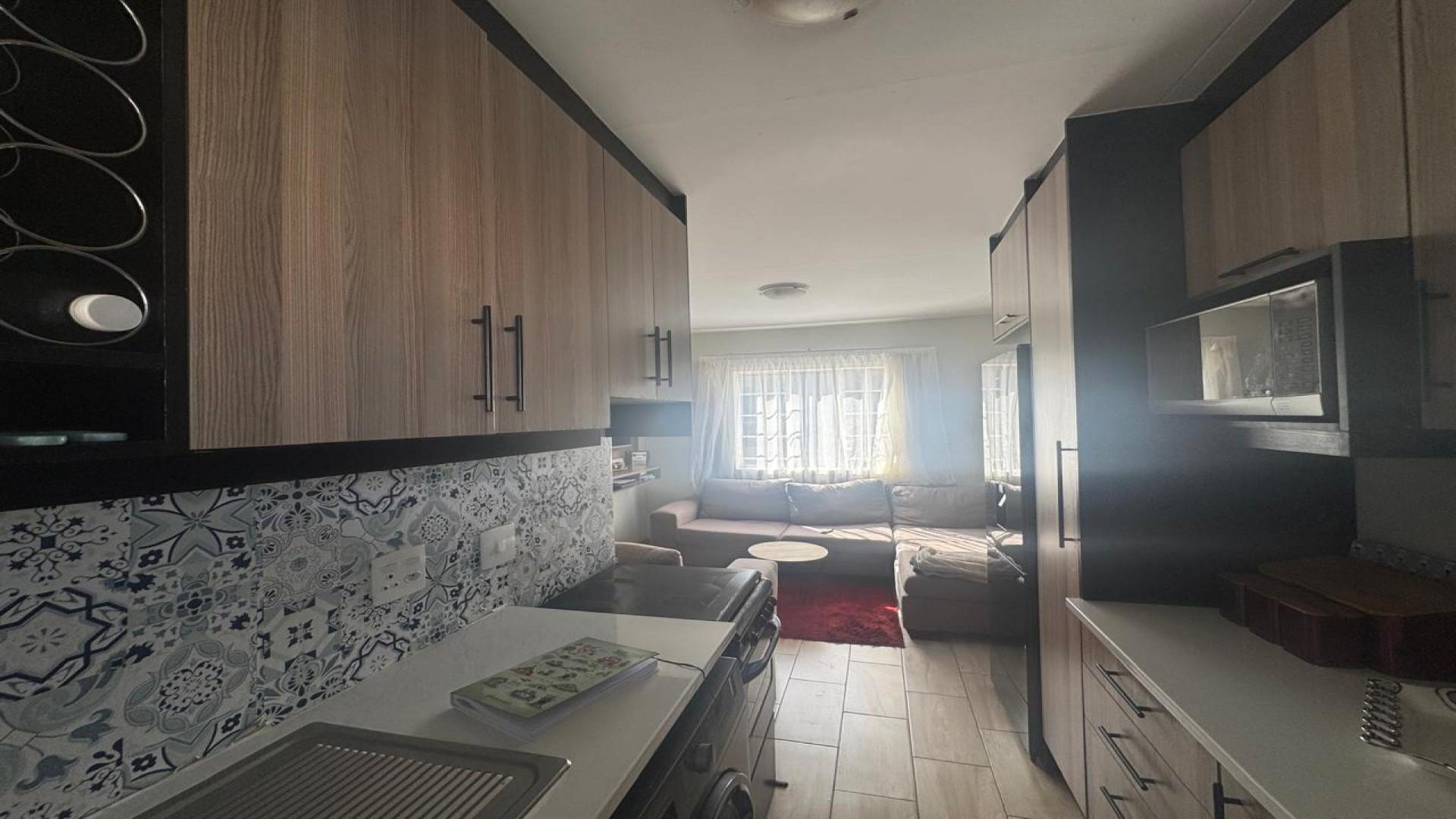 Kitchen - 5 square meters of property in South Hills