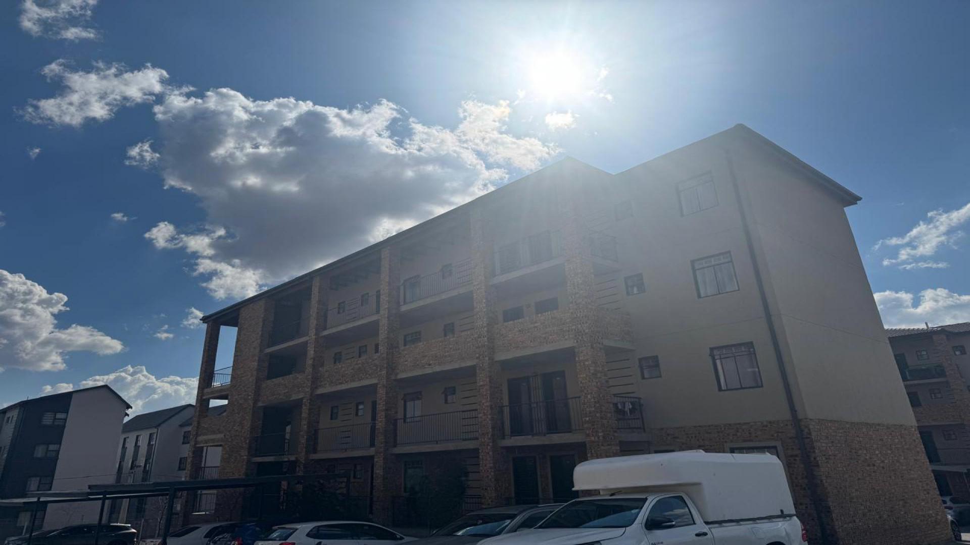 Front View of property in South Hills