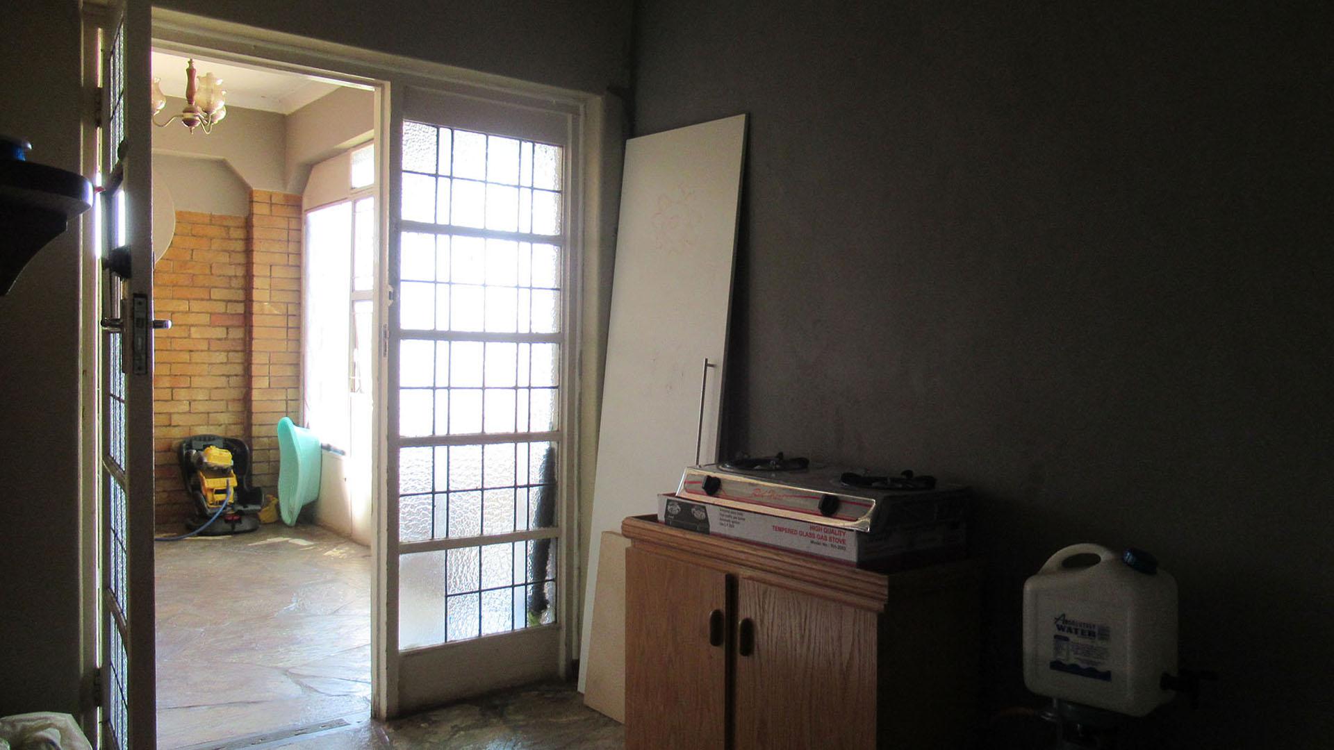 Spaces - 22 square meters of property in Rewlatch