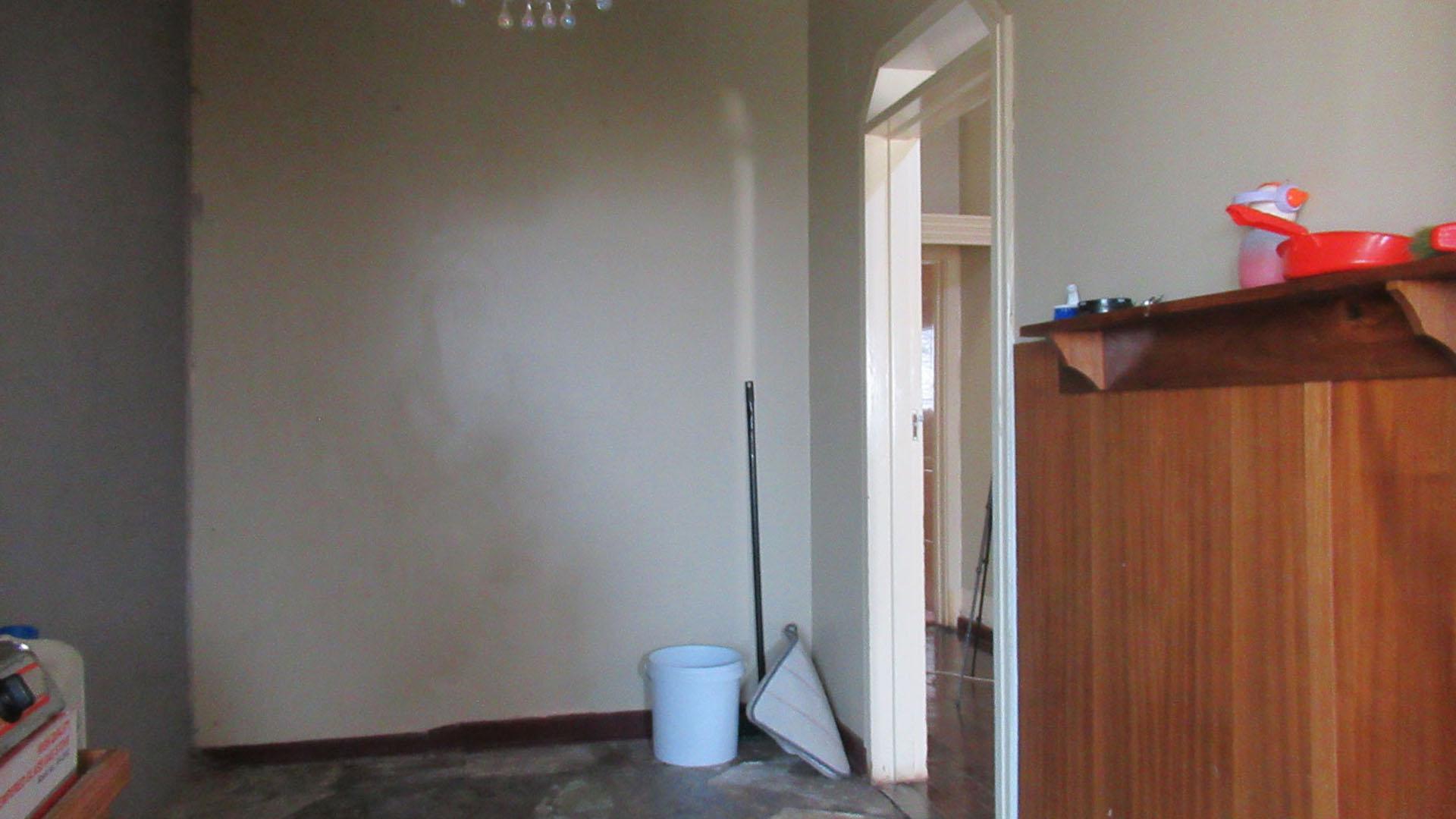 Spaces - 22 square meters of property in Rewlatch