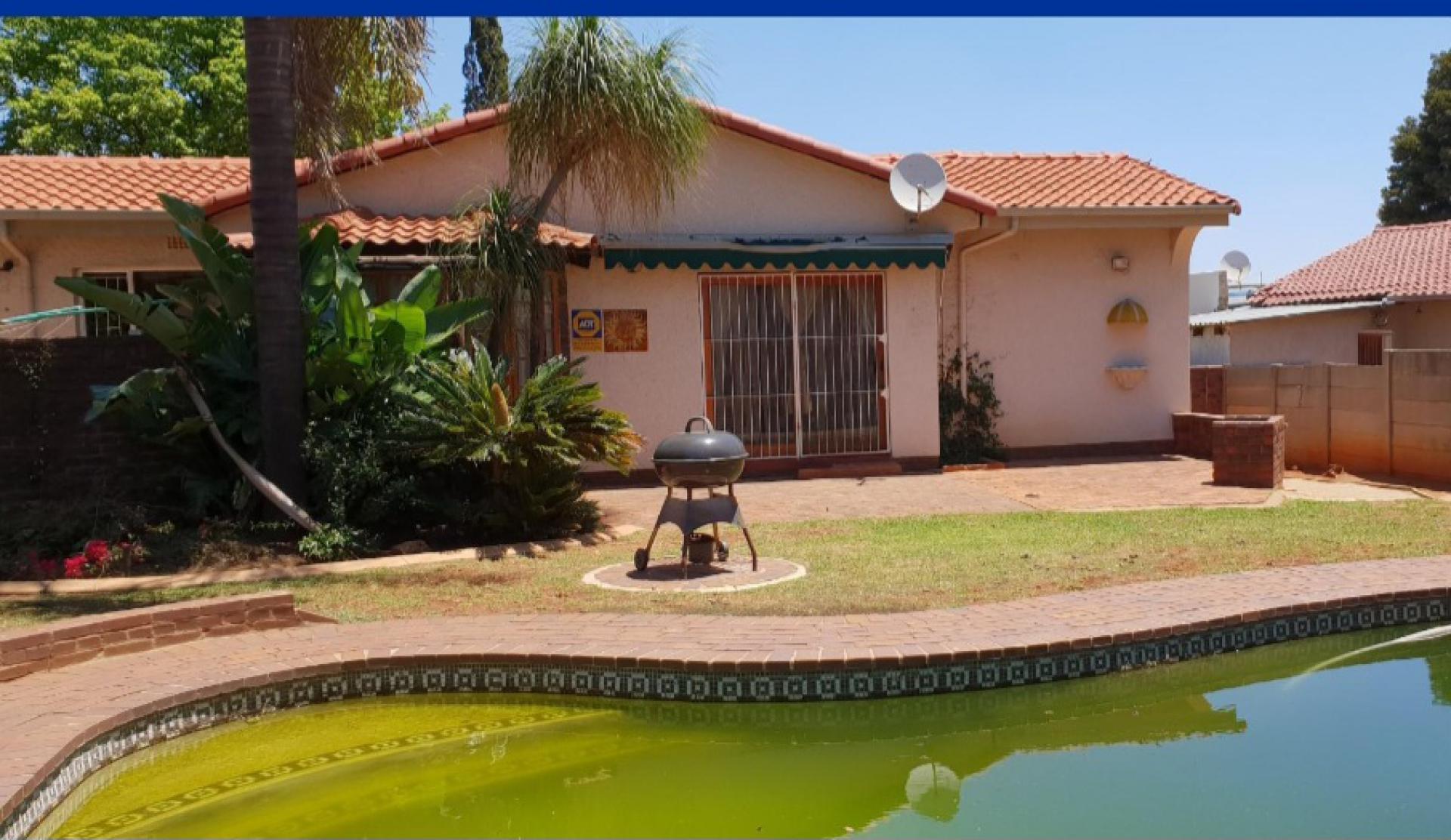  of property in Birch Acres