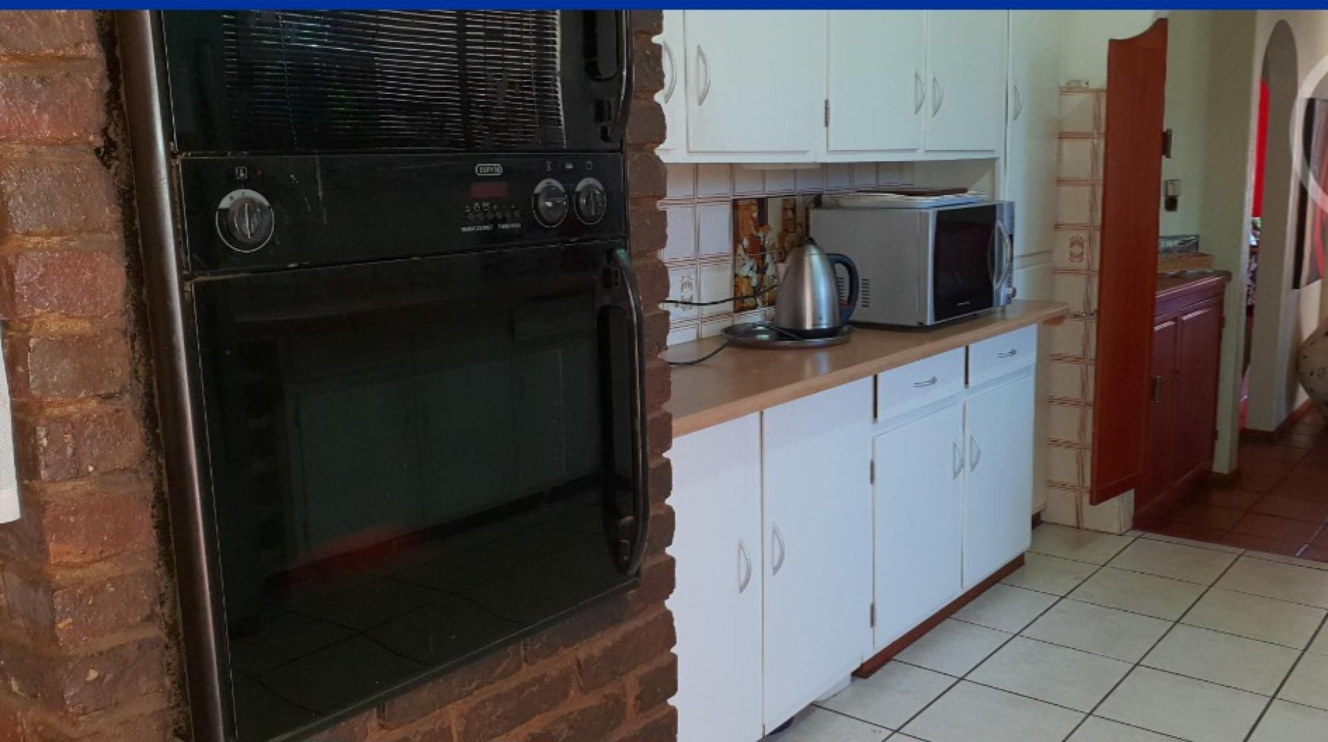  of property in Birch Acres
