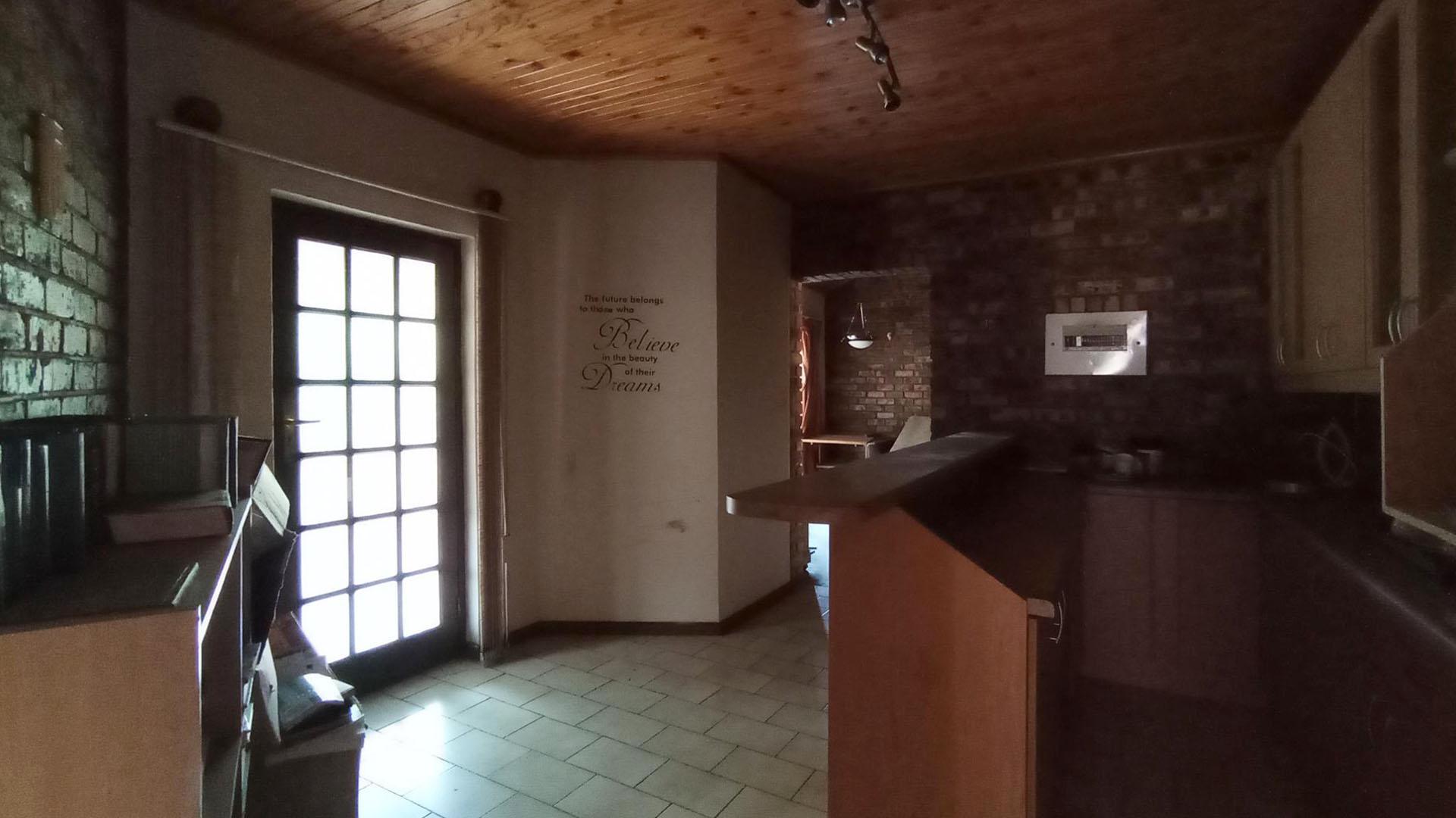 Entertainment - 20 square meters of property in Moreletapark