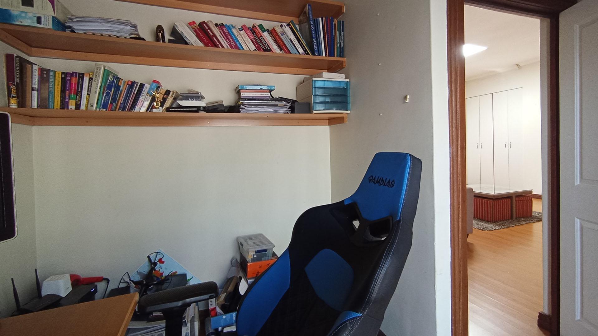 Study - 26 square meters of property in Amberfield