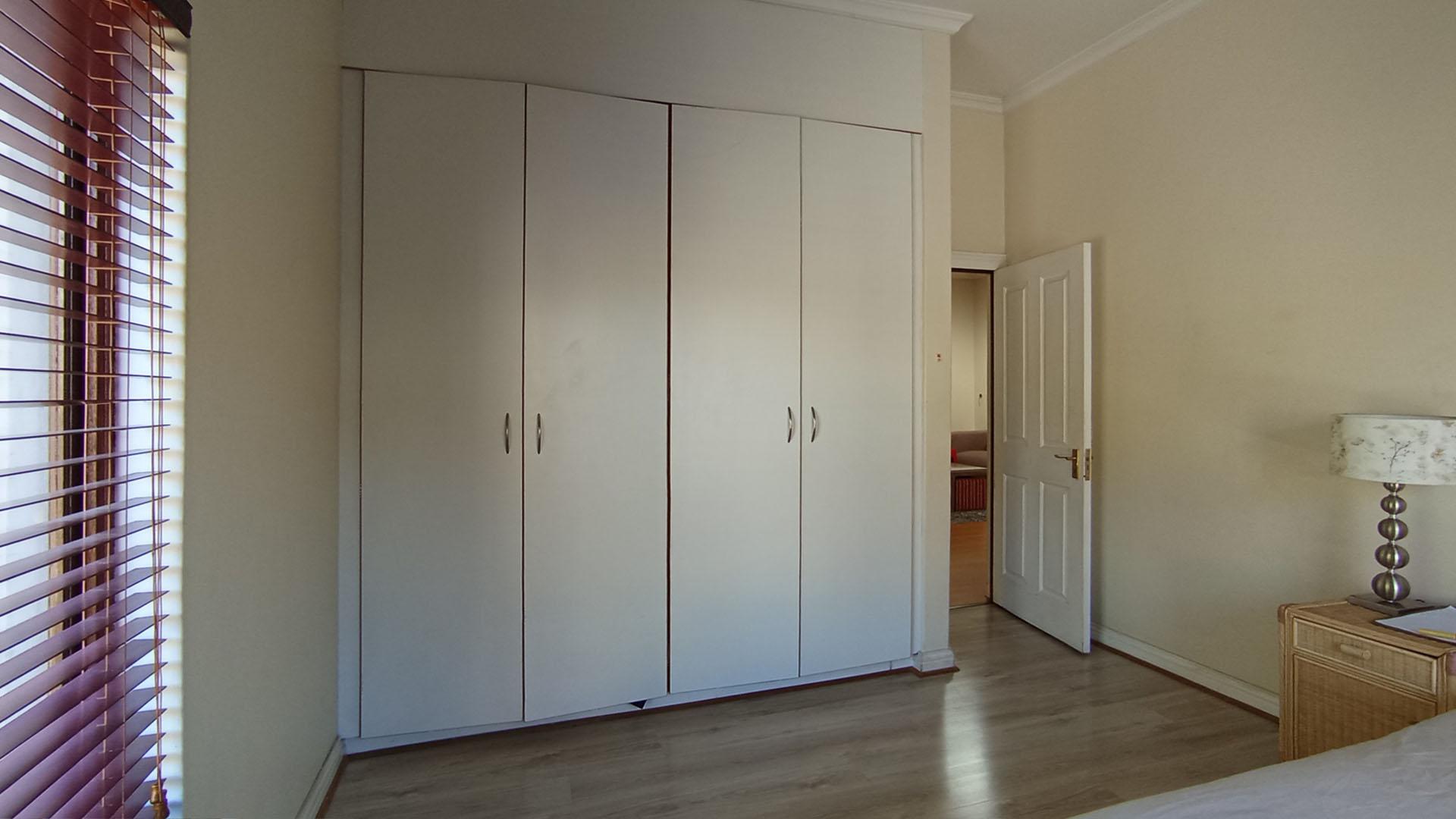 Bed Room 1 - 16 square meters of property in Amberfield