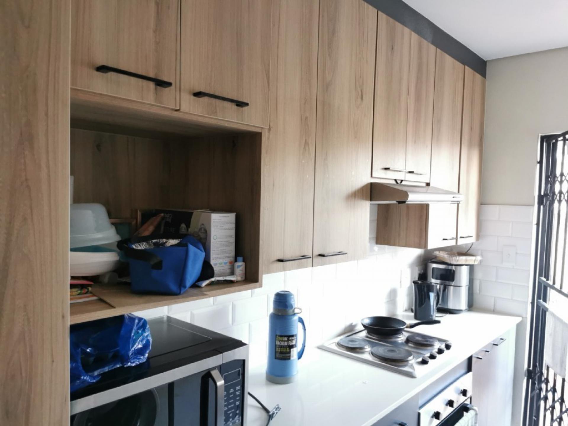  of property in Chantelle