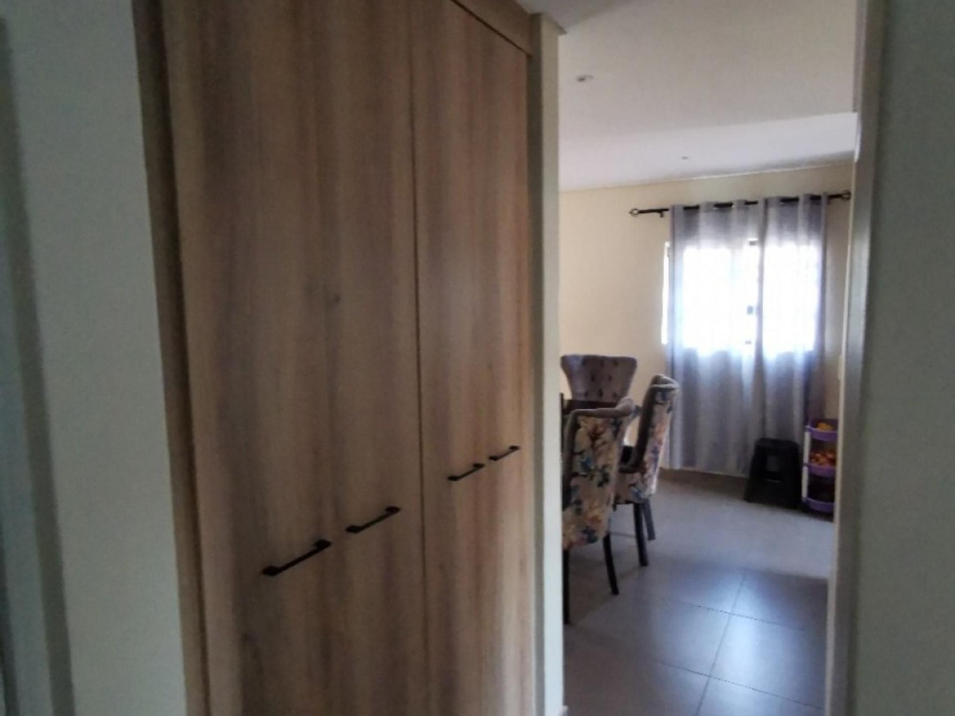  of property in Chantelle