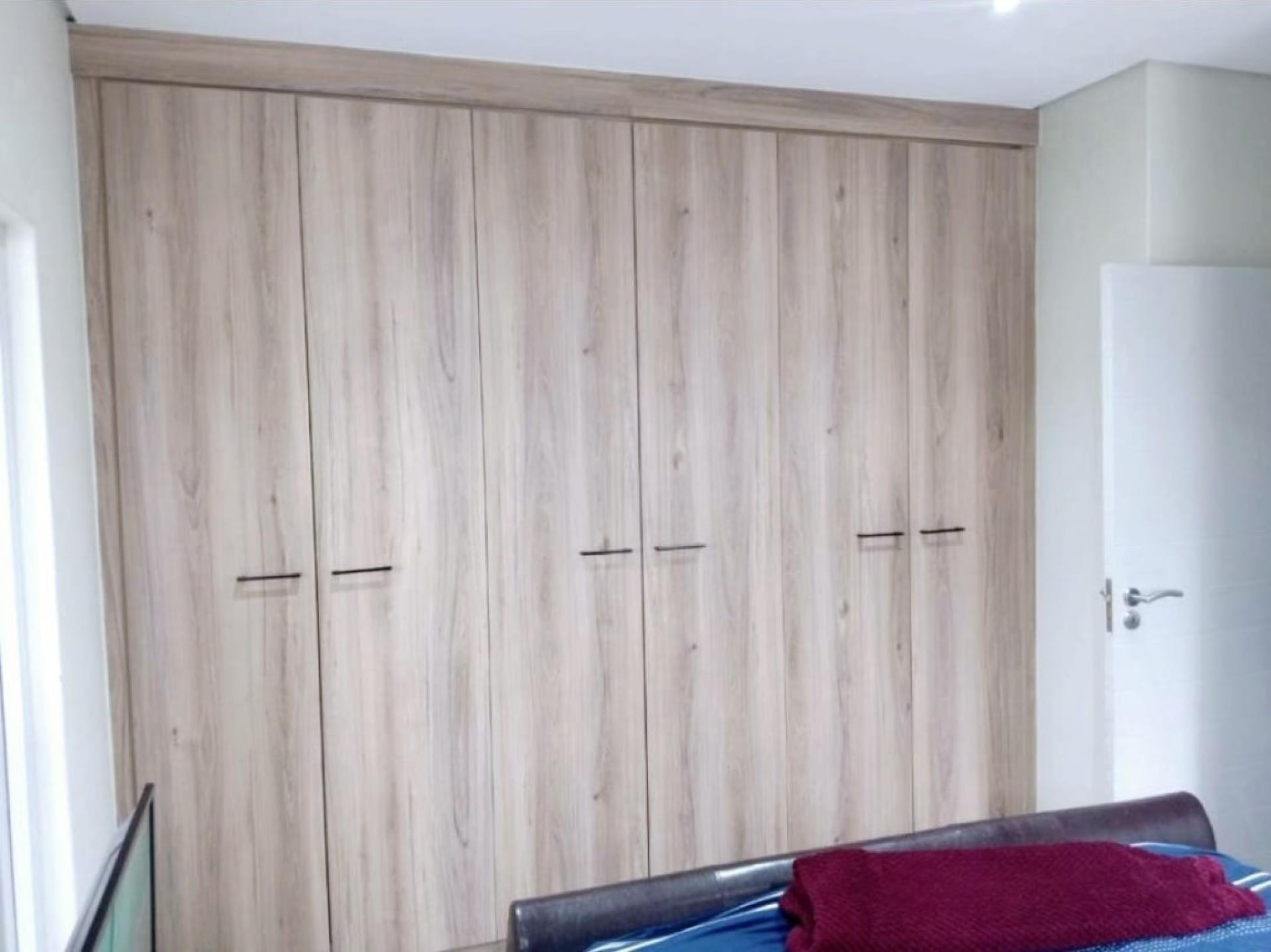  of property in Chantelle