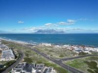  of property in Bloubergstrand