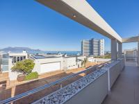  of property in Bloubergstrand