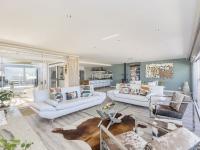  of property in Bloubergstrand