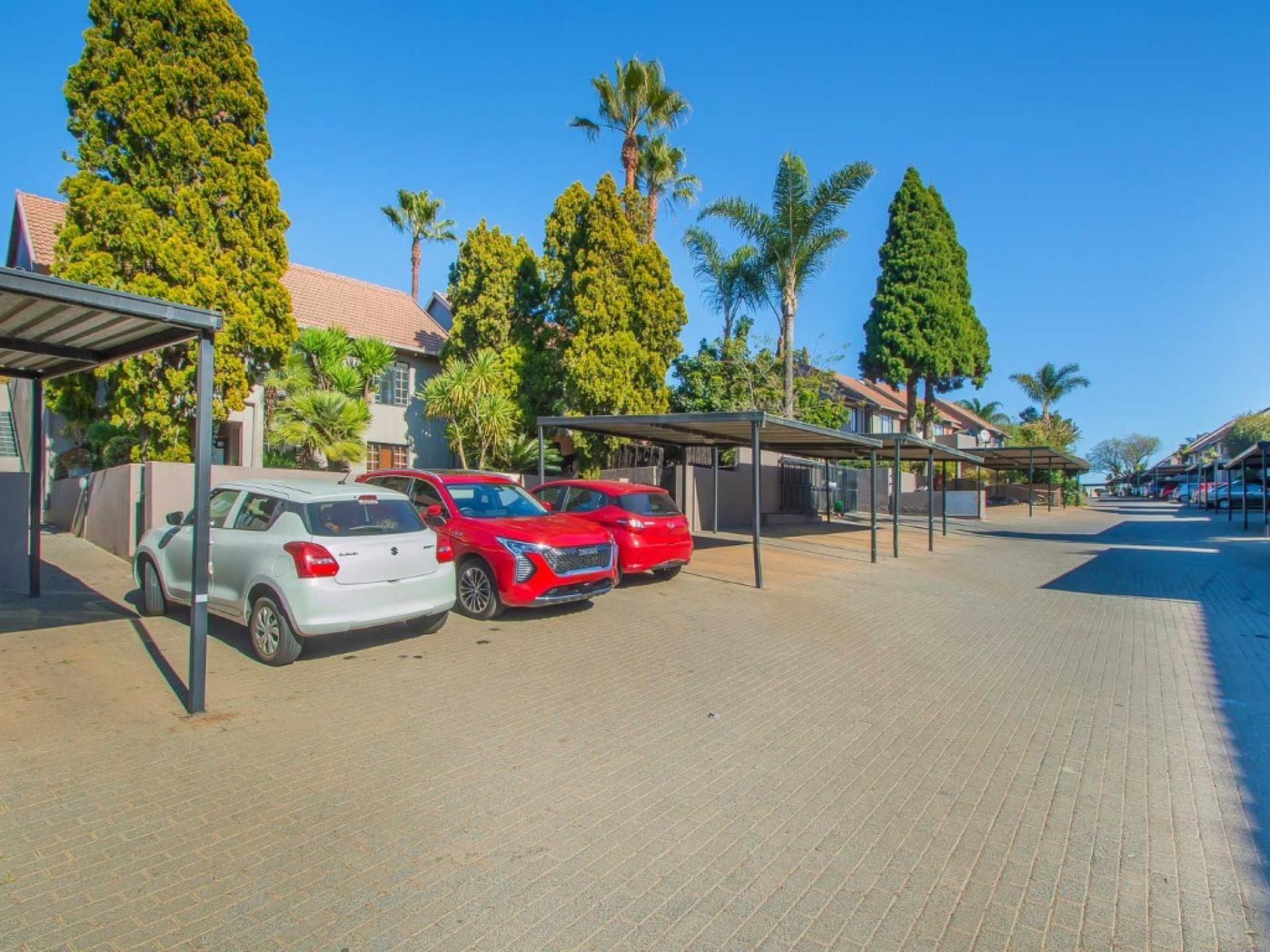  of property in Radiokop