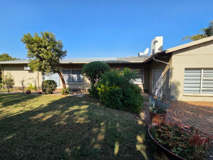 4 Bedroom House for Sale For Sale in Albemarle - MR683071