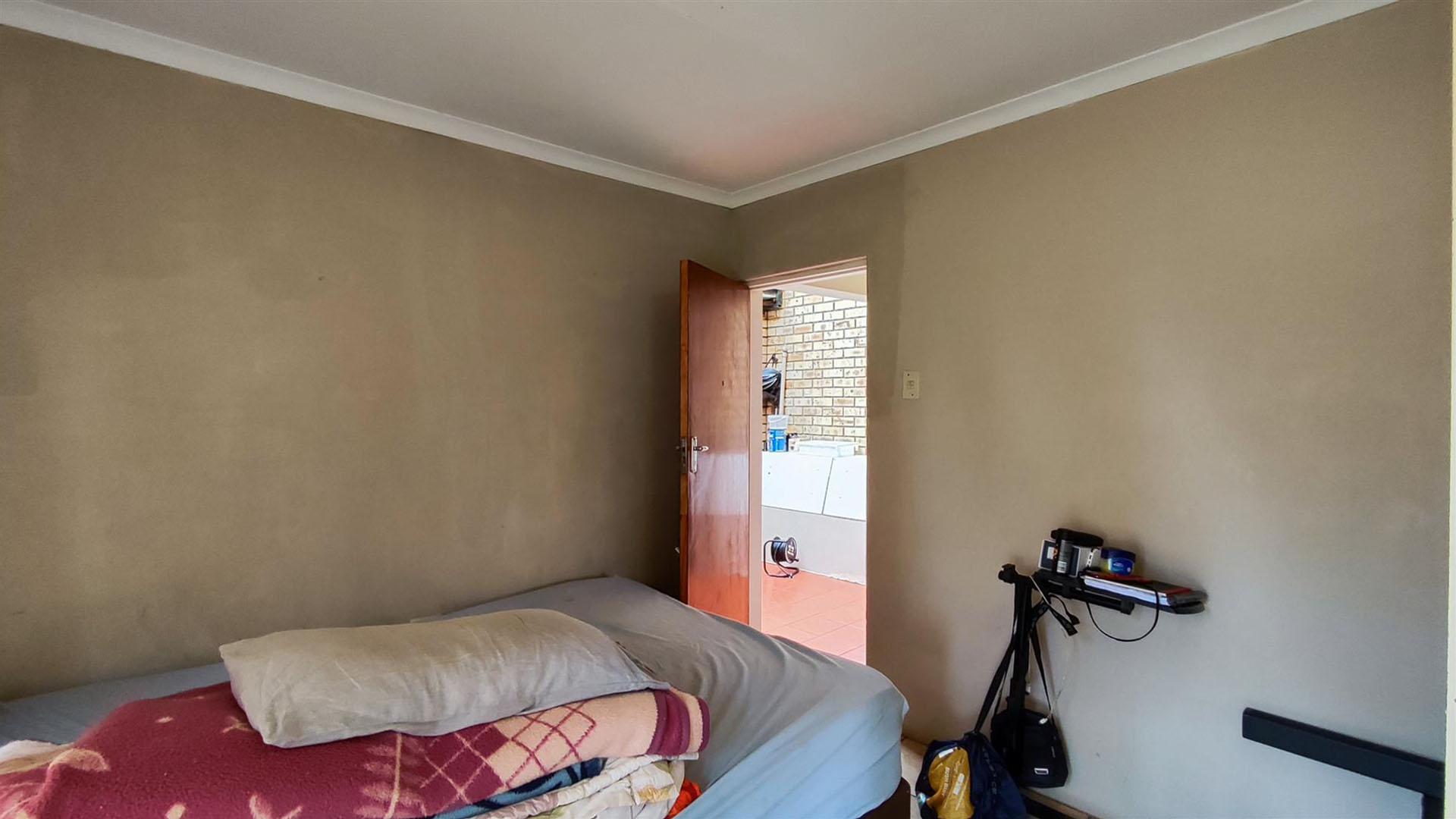 Bed Room 3 - 15 square meters of property in Homelands AH