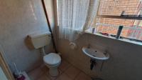Bathroom 2 of property in Homelands AH
