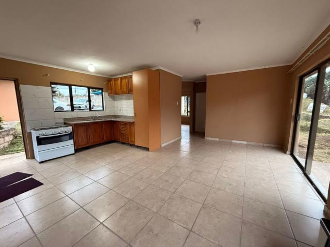 2 Bedroom Apartment to Rent in Crestholme - Property to rent - MR683140