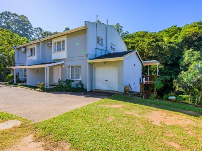 3 Bedroom Simplex for Sale For Sale in Dawncliffe - MR683141