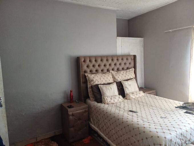 3 Bedroom Apartment for Sale For Sale in Southernwood - MR683157