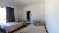 Bed Room 1 - 14 square meters of property in Carlswold A.H.