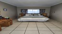 Main Bedroom of property in Wonderboom