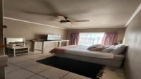 Bed Room 1 - 14 square meters of property in Wonderboom