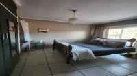Bed Room 2 - 21 square meters of property in Wonderboom