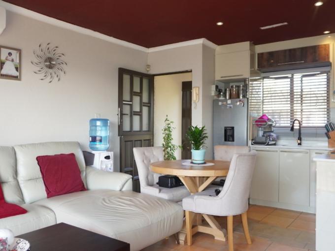 2 Bedroom Simplex for Sale For Sale in Bellair - DBN - MR683169