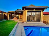  of property in Alveda