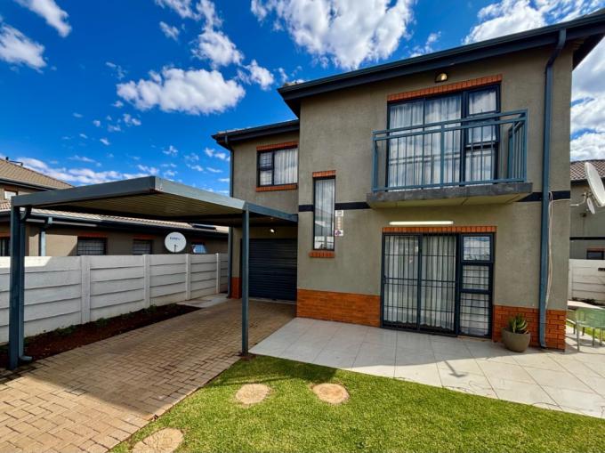 4 Bedroom House for Sale For Sale in Alberton - MR683177